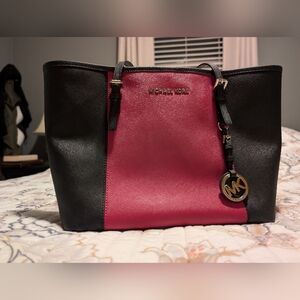 Michael Kors small tote bag shoulder bag Fuschia & black - wallet included